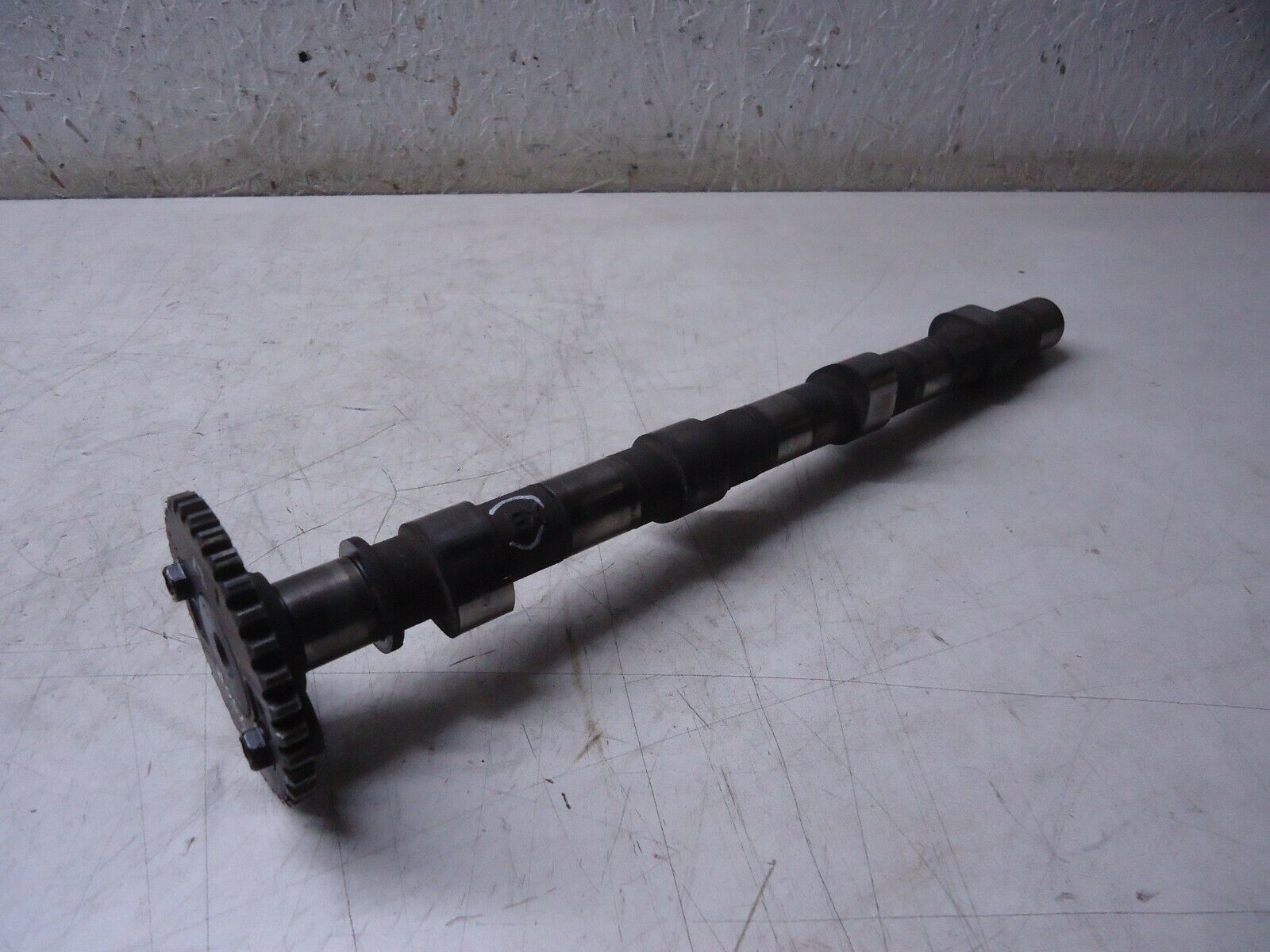 Kawasaki GPZ750R Exhaust Camshaft 