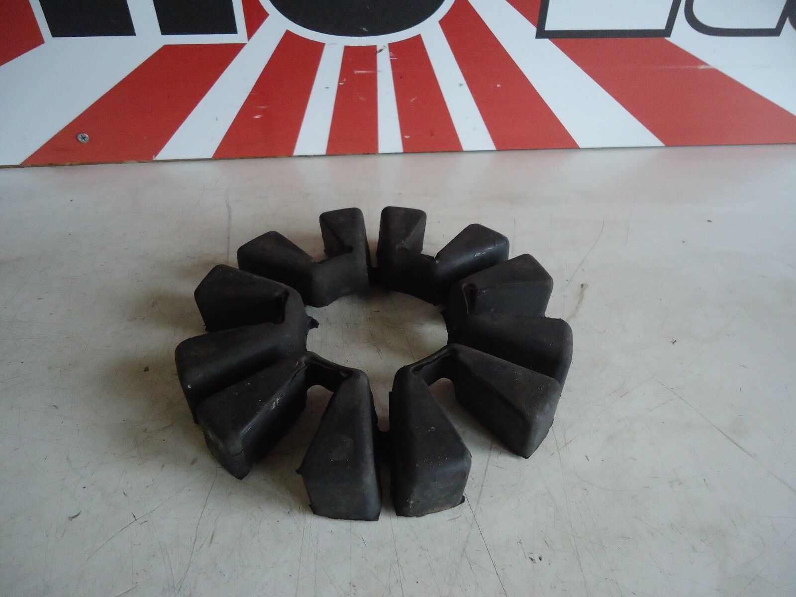 Kawasaki GPZ750R Cush Drive Rubbers 1984 