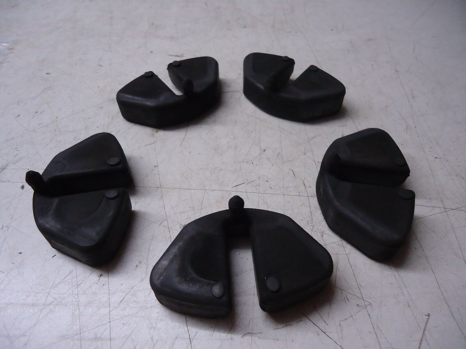 Suzuki RF600R Rear Wheel Cush Drive Rubbers