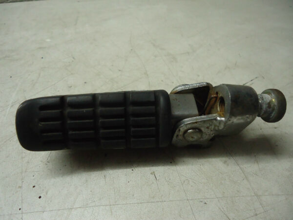 Honda VF1000F Front Footrest