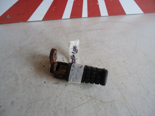 Kawasaki GPZ500s Rear Footrest