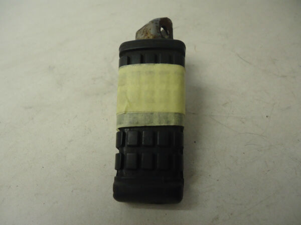 Kawasaki GPZ500s Rear Footrest