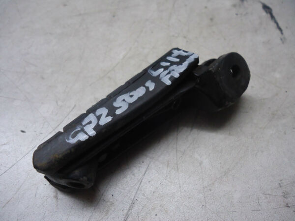 Kawasaki GPZ500s Front Footrest