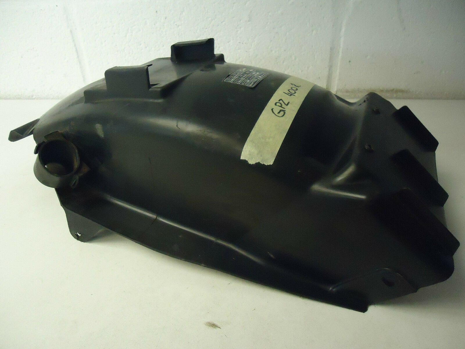 Kawasaki GPZ400R Rear Fender Mudguard