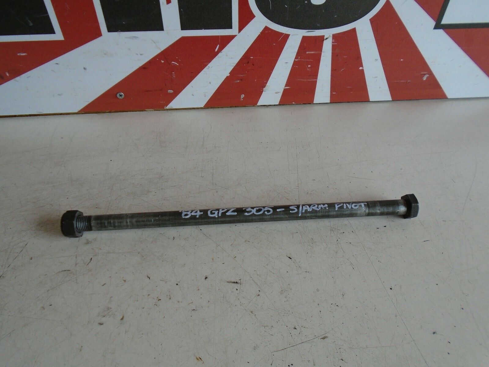 Kawasaki GPZ305 Swingarm Spindle Axle