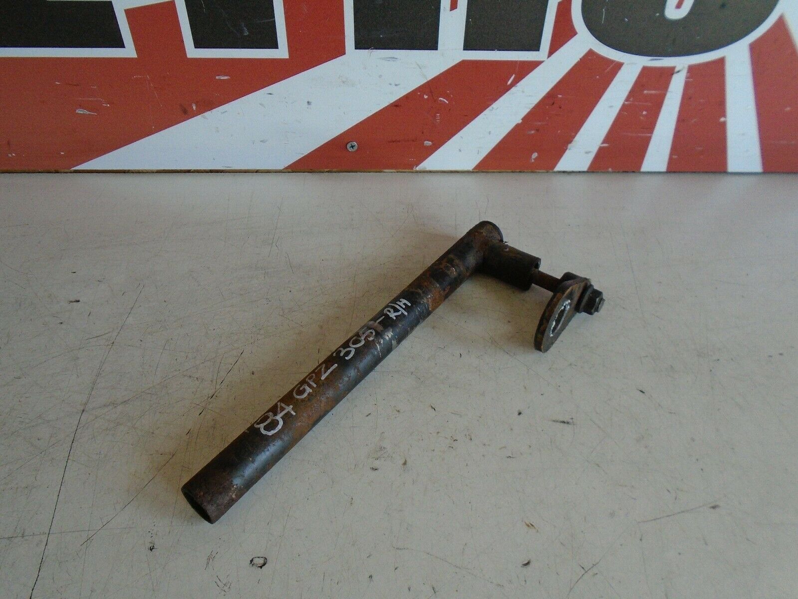 Kawasaki GPZ305 Handlebar