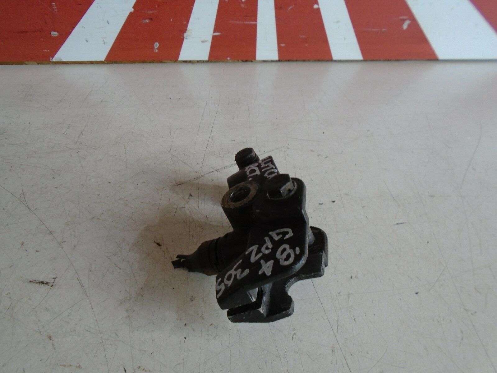 Kawasaki GPZ305 Clutch Lever Mount Perch