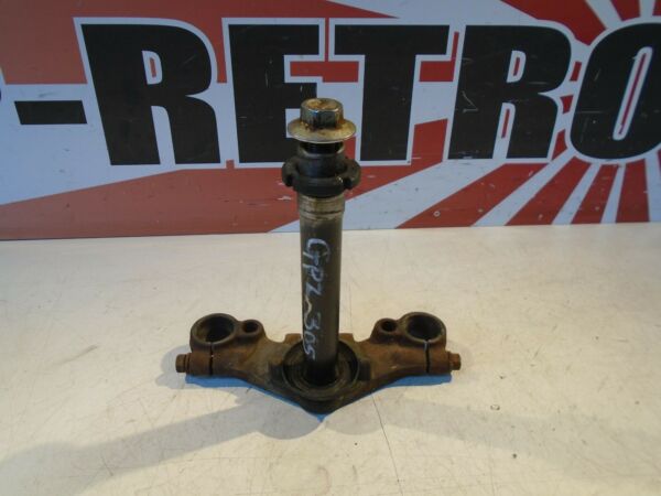 Kawasaki GPZ305 Lower Fork Yoke