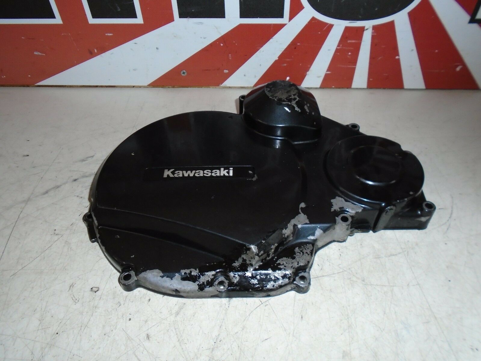Kawasaki GPZ1100 Engine Clutch Cover Casing