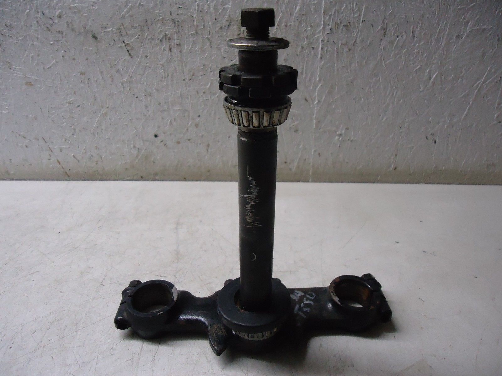 Kawasaki GT550 Lower Fork Yoke 
