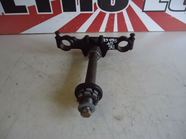 Kawasaki GT550 Lower Fork Yoke
