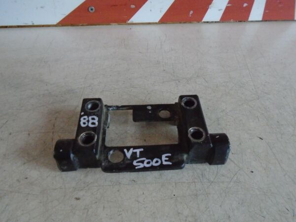 Honda VT500E Handlebar Clamp 