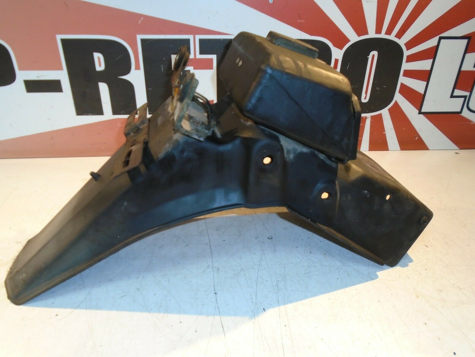 Suzuki GSX550ES Rear End Fender GSX550 Uncut Rear Mudguard