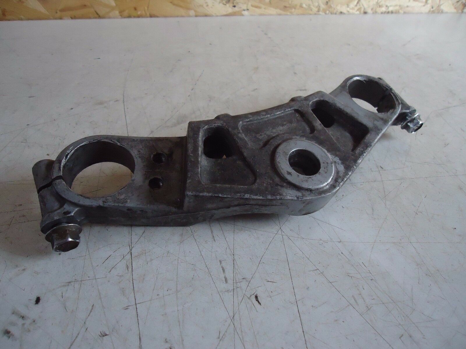 Kawasaki GPZ600R Top Fork Yoke