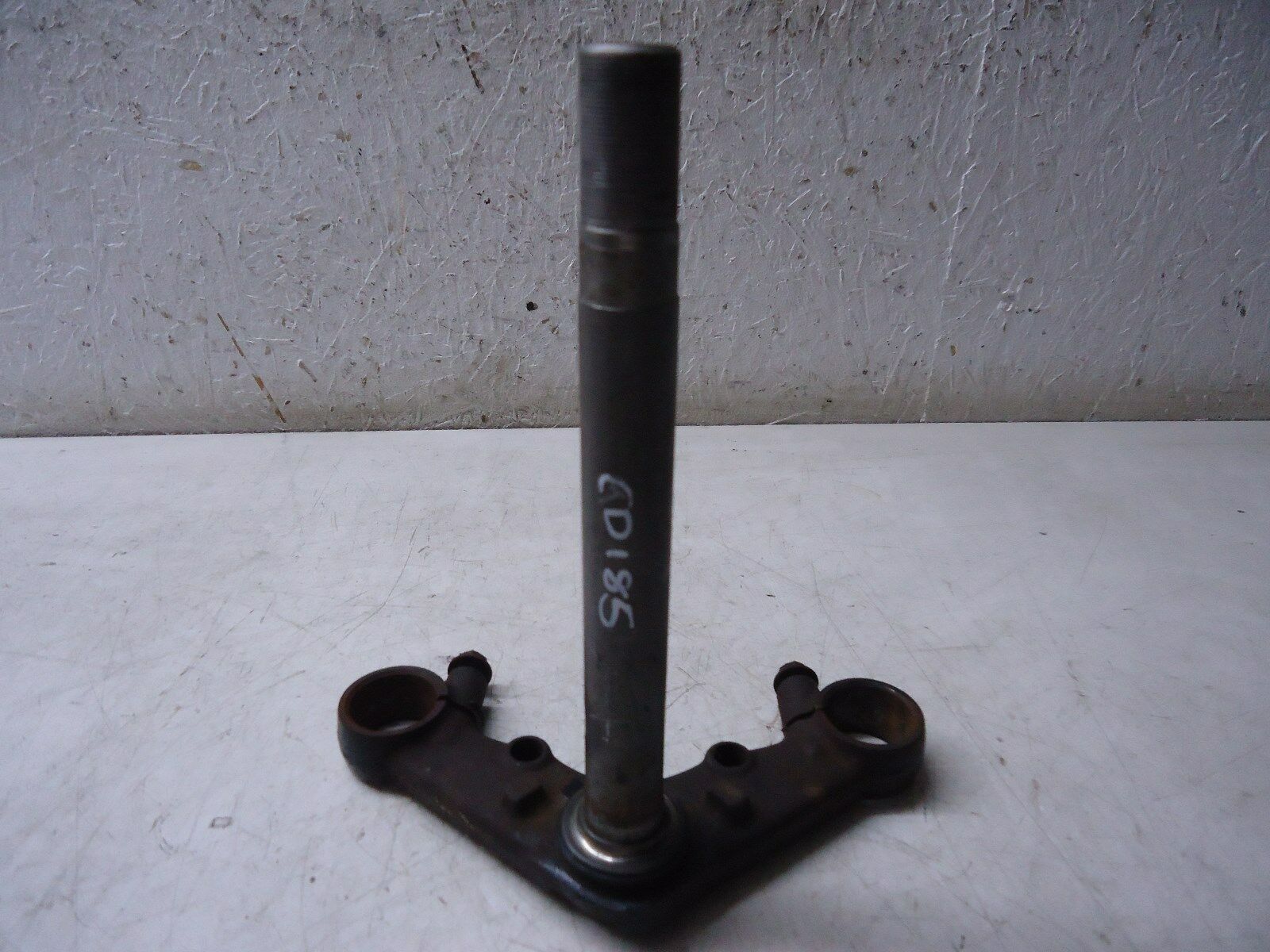 Honda CD185 Benly Lower Fork Yoke