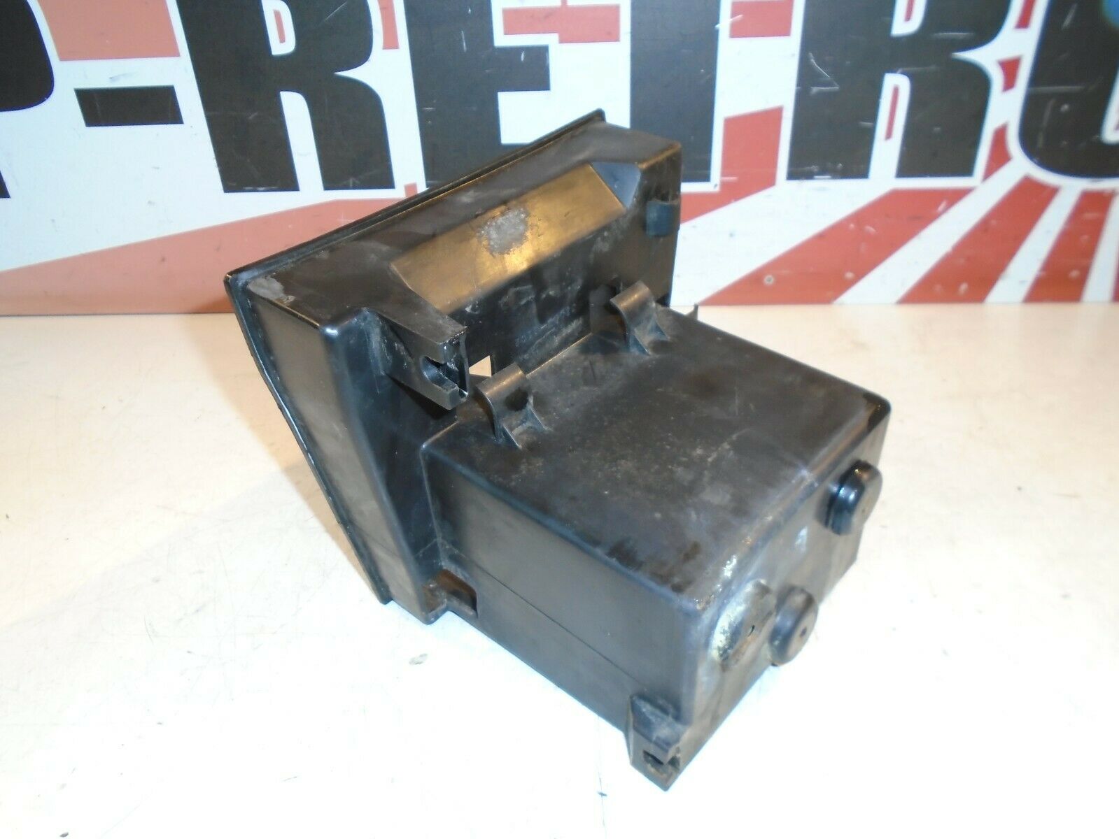 Kawasaki GPZ900R Battery Box 