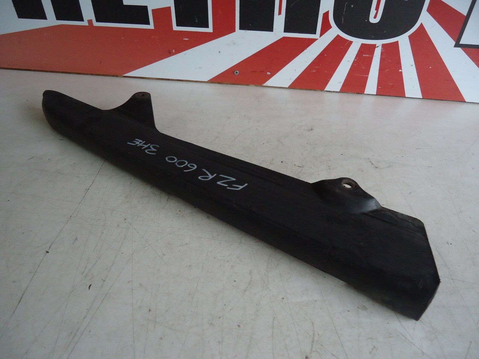 Yamaha FZR600 Chainguard 