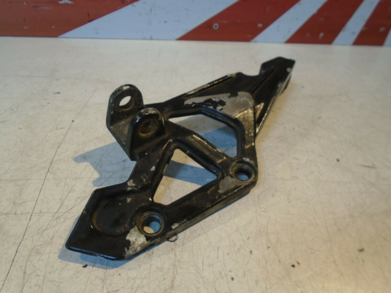 Kawasaki ZZR1100 Front Footrest Hanger