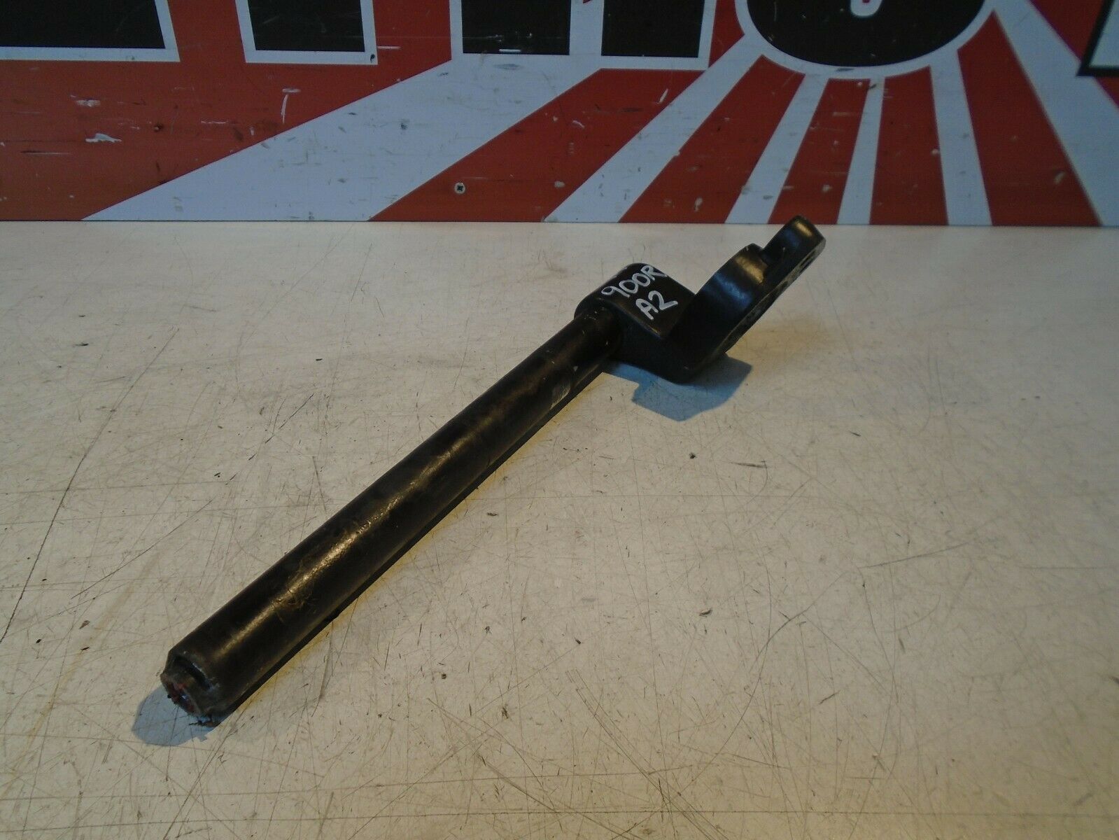 Kawasaki GPZ900R L-H Handlebar ZX900A