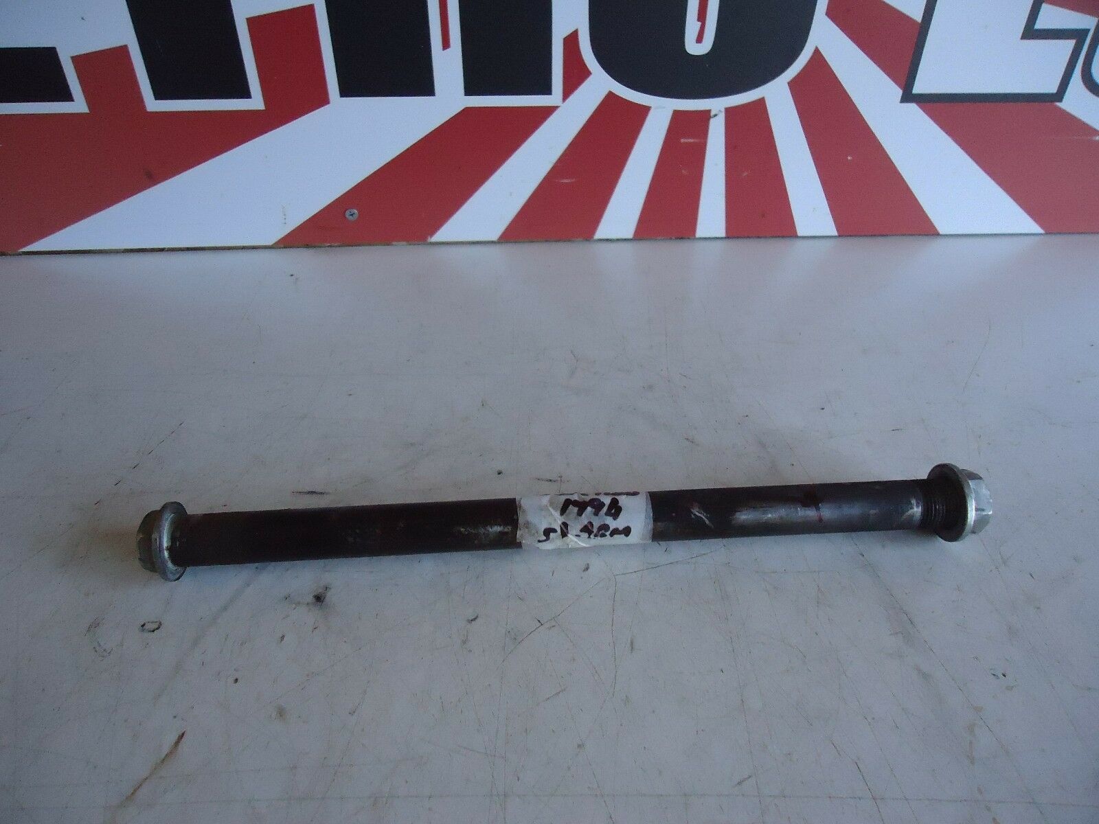 Kawasaki ZZR1100 Swingarm Axle ZZR Swingarm Spindle