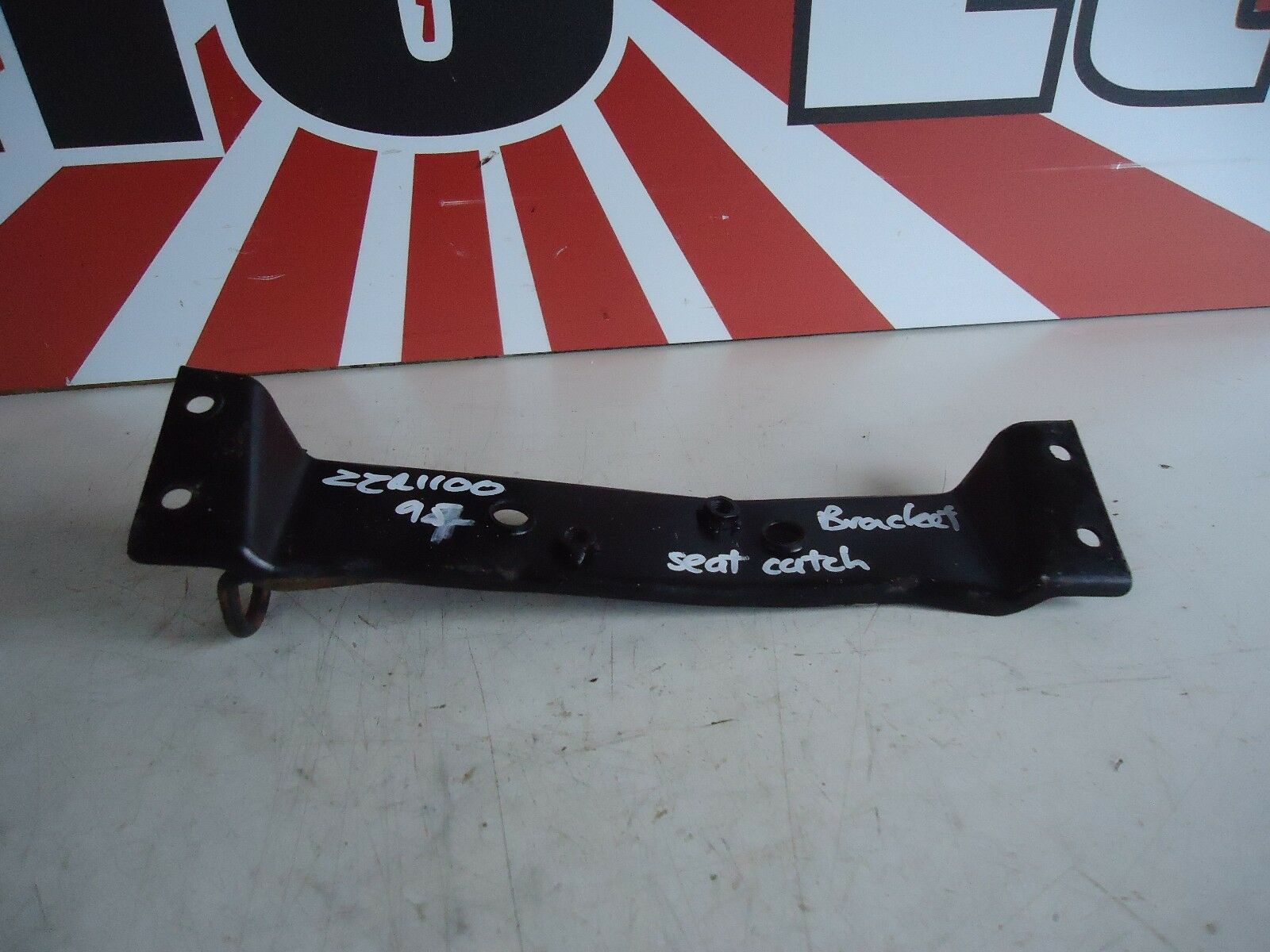 Kawasaki ZZR1100 Rear Sub Frame Seat Bracket