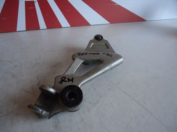 Kawasaki ZZR1100 Rear Footrest Hanger 