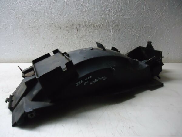 Kawasaki ZZR1100 Rear Fender Mudguard