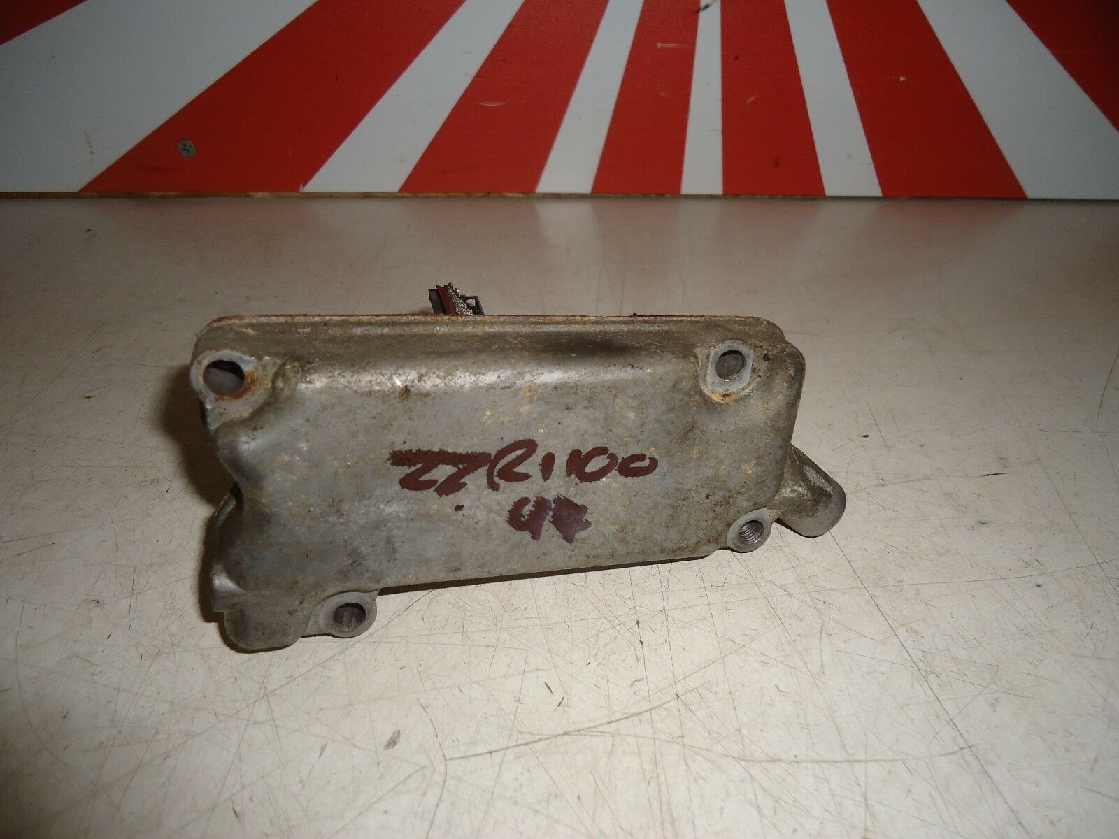 Kawasaki ZZR1100 Engine Breather Cover