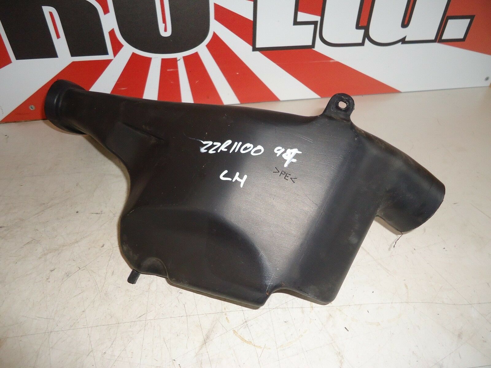 Kawasaki ZZR1100 Fairing Airbox Air Intake 