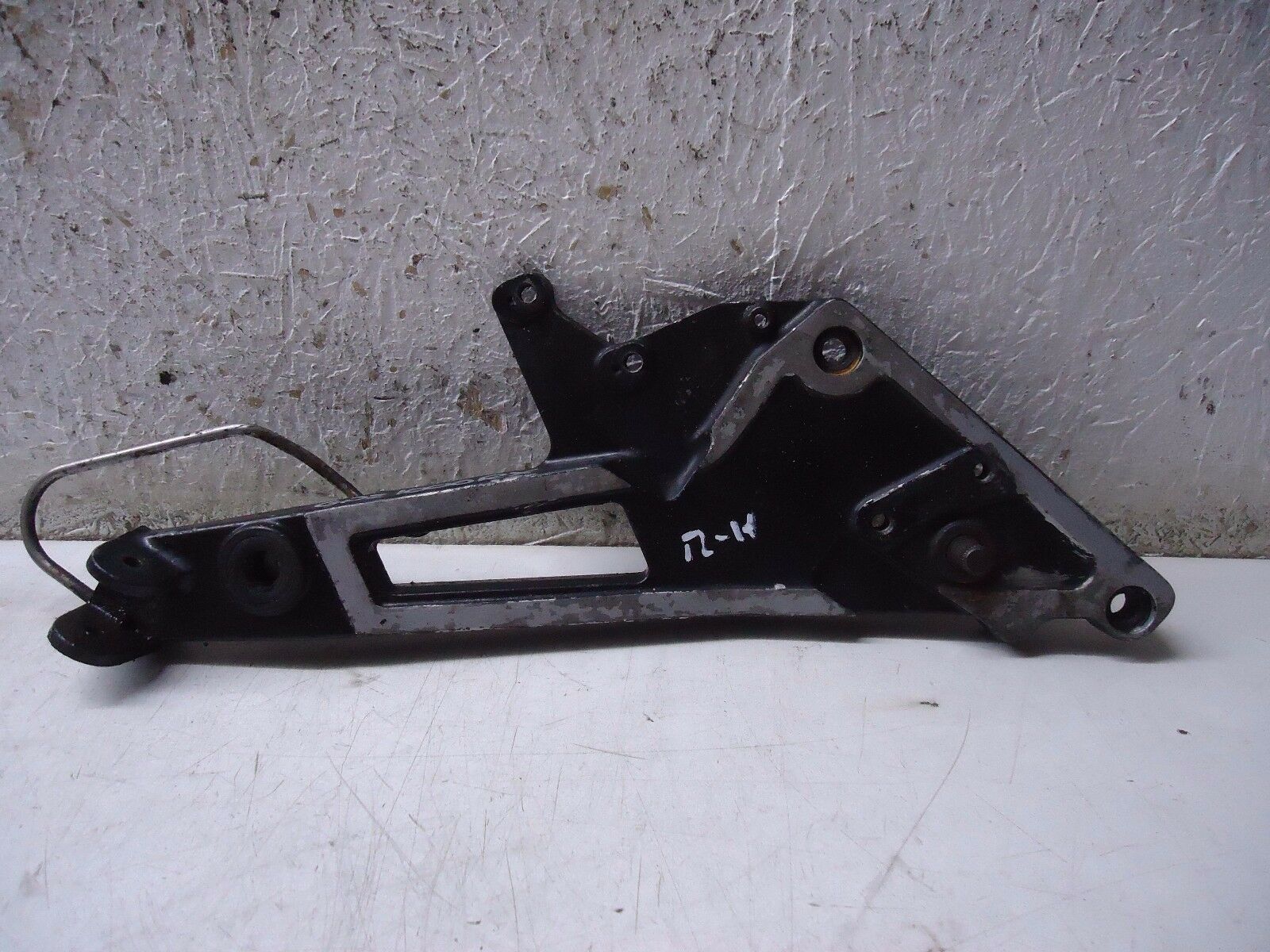 Kawasaki GPZ1000RX Footrest Hanger