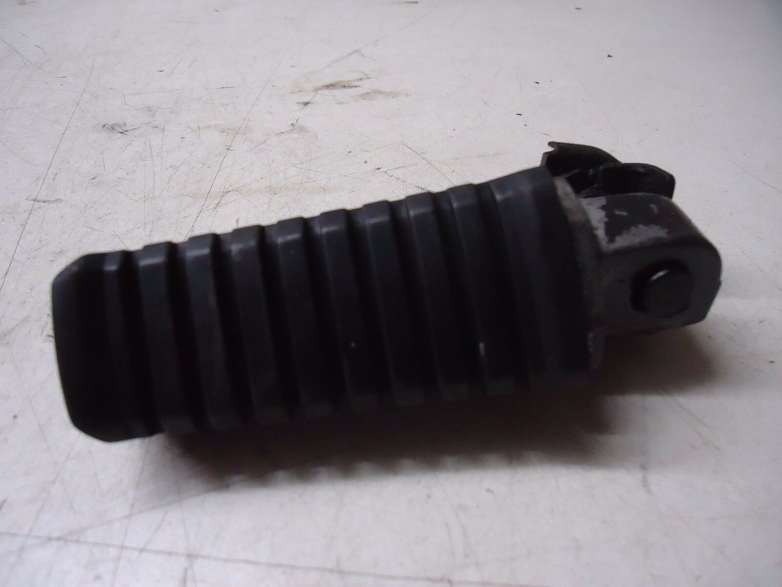 Kawasaki GPZ1000RX R-H Rear Footrest