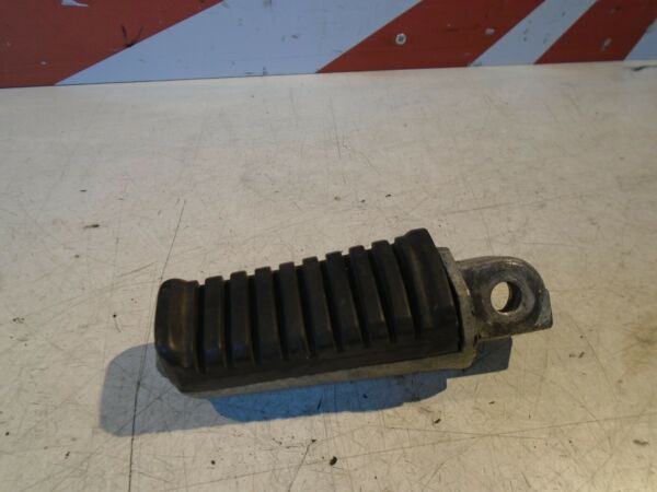 Kawasaki GPZ1000RX R-H Rear Footrest