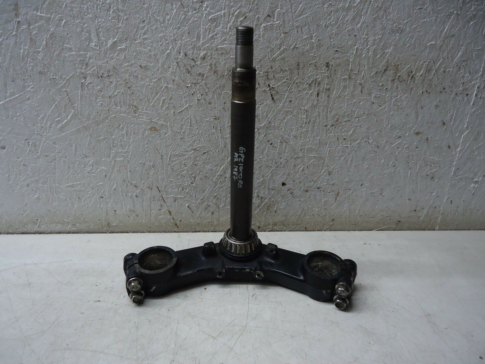 Kawasaki GPZ1000RX Bottom Fork Yoke 