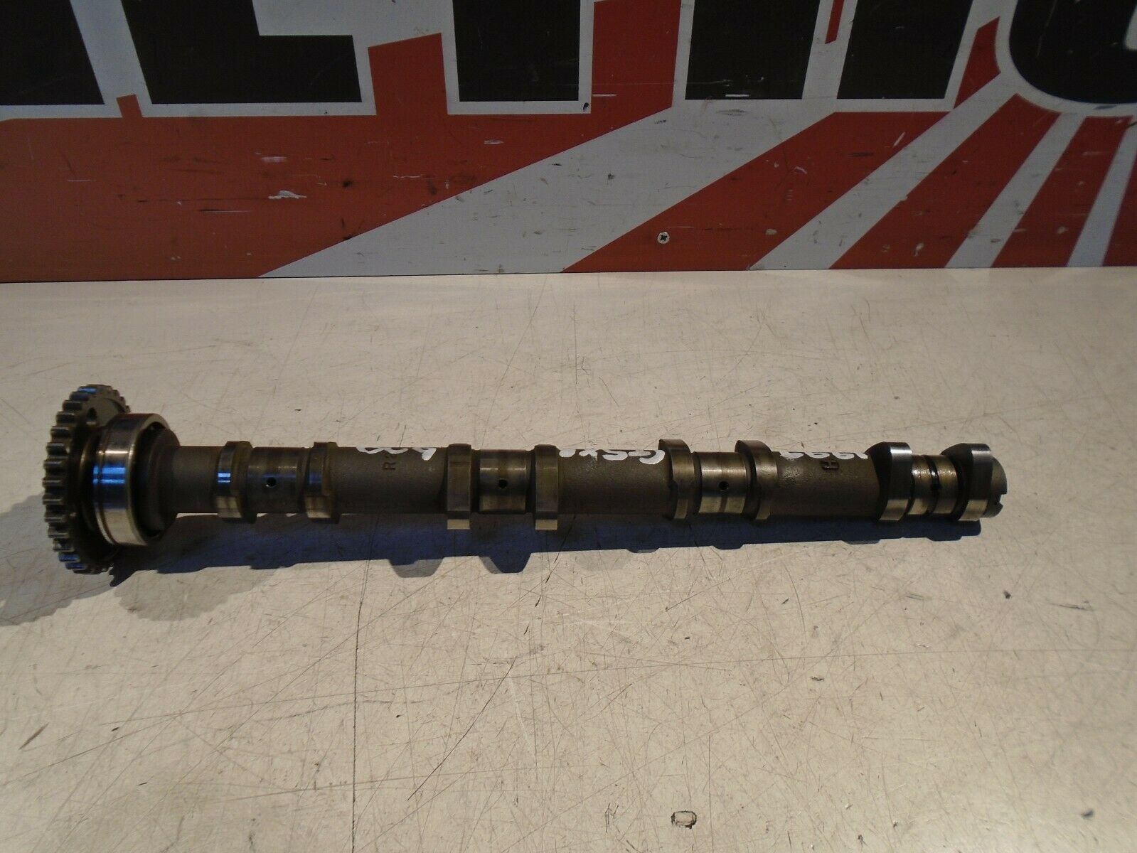 Suzuki GSXR600 SRAD Engine Exhaust Camshaft