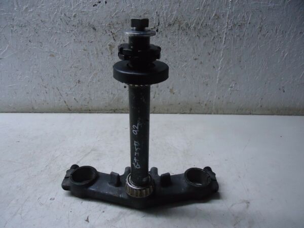 Kawasaki GT750 Lower Fork Yoke 