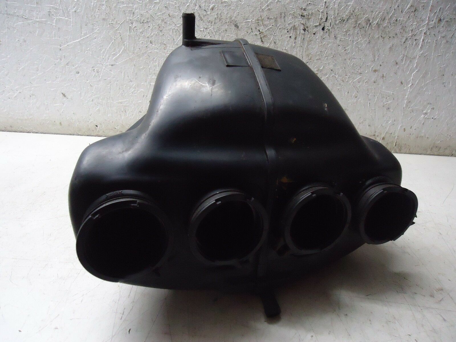 Suzuki GSX750F Airbox 