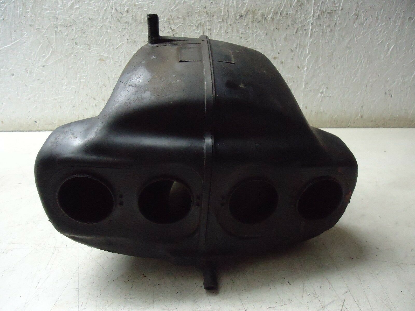 Suzuki GSX1100F Airbox 