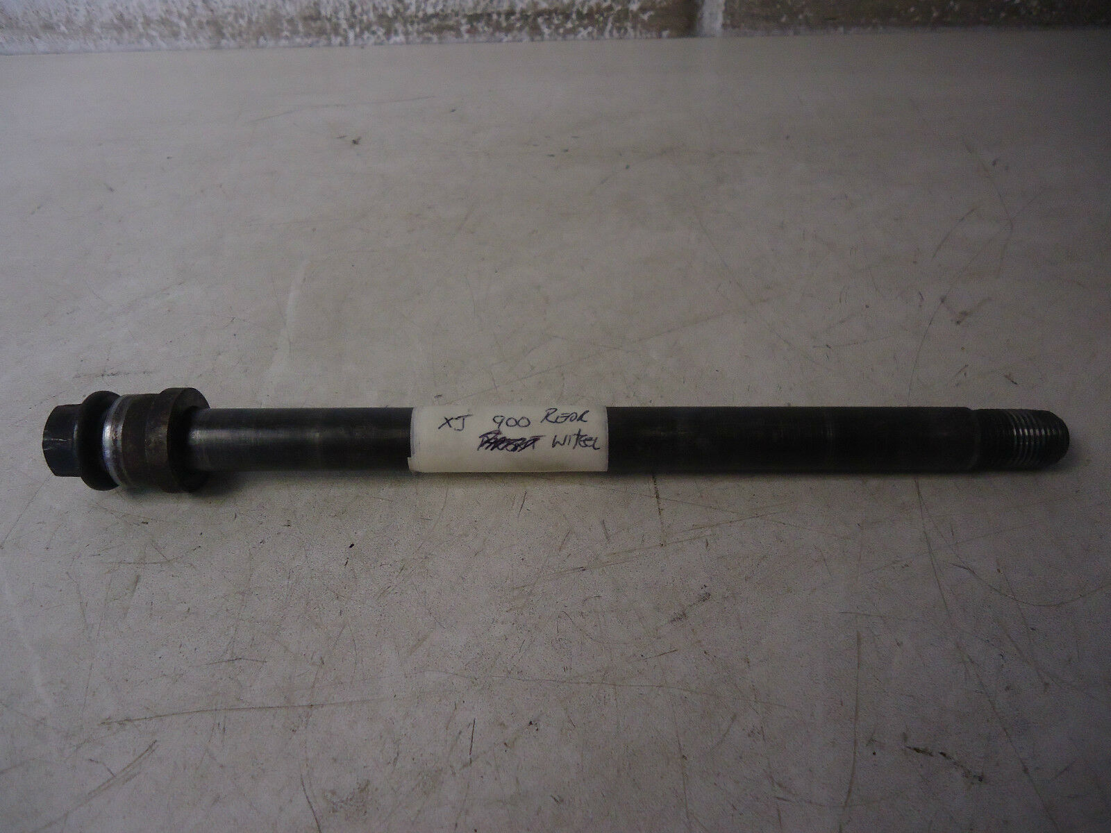 Yamaha XJ900s Diversion Rear Wheel Spindle Axle XJ900