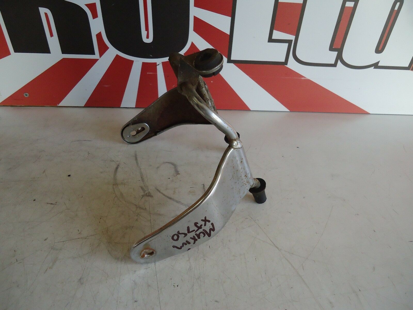 Yamaha XJ750 Maxim Headlight Brackets 