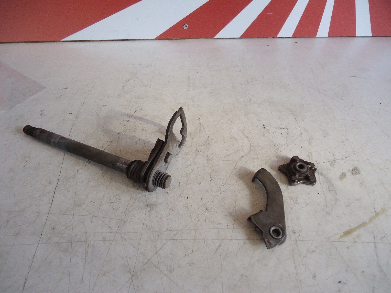 Honda CB125 Engine Gear Selector Shaft 