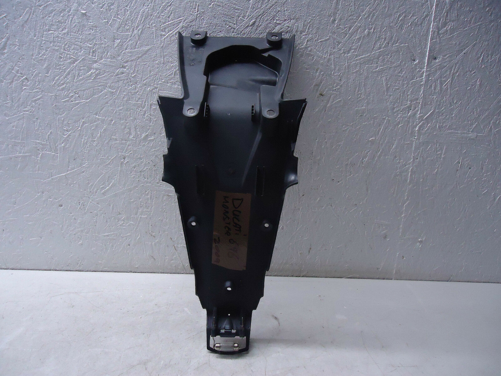 Suzuki GSX1300 B King Rear Fender Mudguard