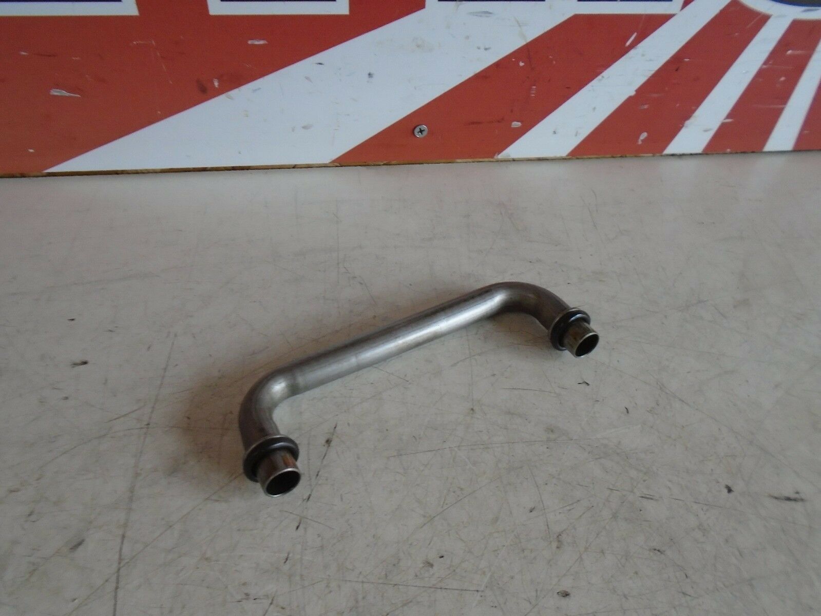 Honda VF1000F Engine Crankcase Oil Pipe