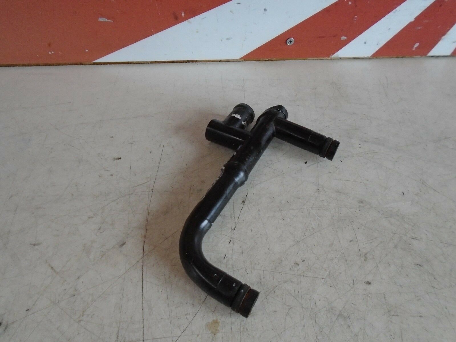 Honda VF1000F Cylinder Head Water Pipe