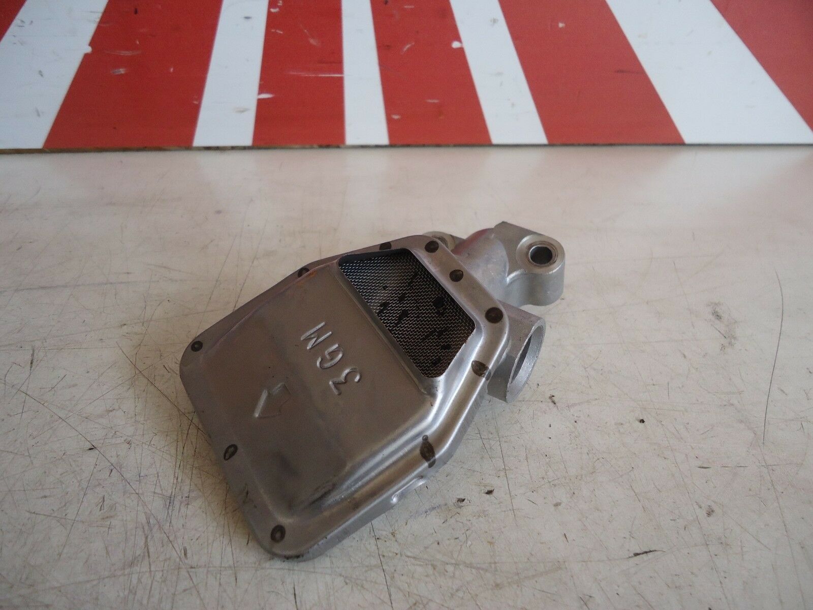Yamaha YZF1000R Thunderace Engine Oil Strainer 