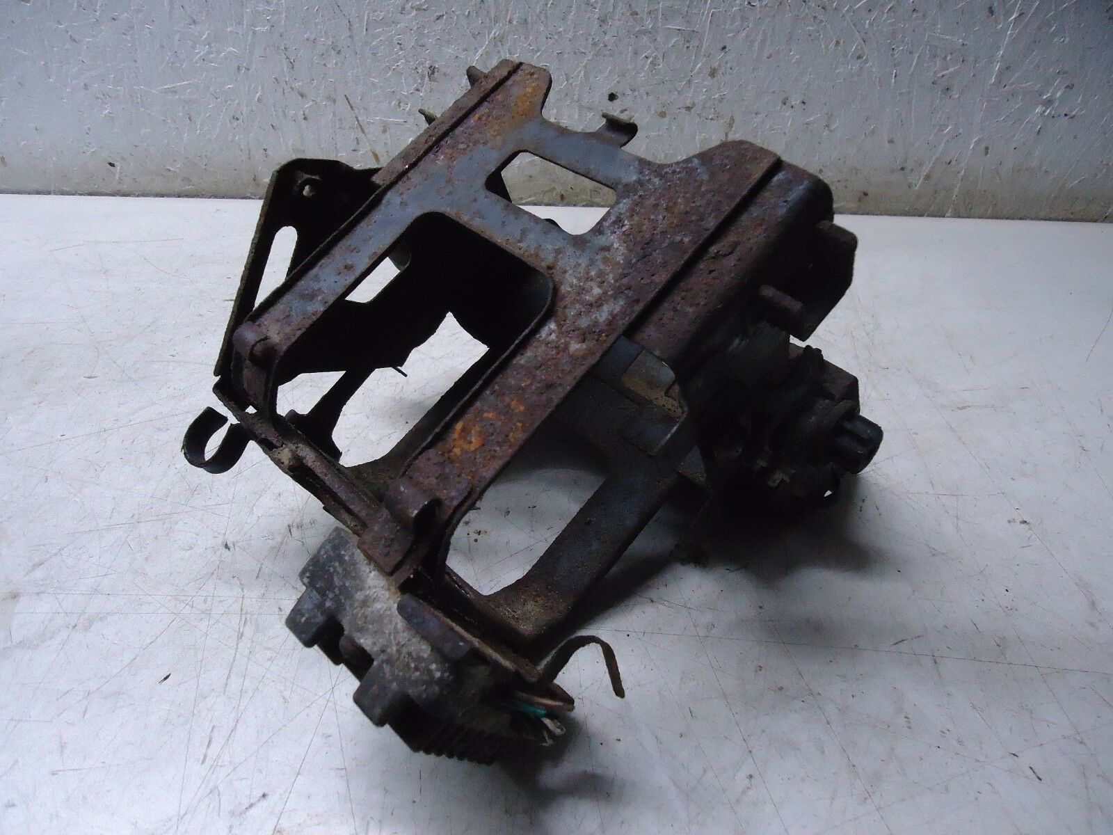 Yamaha XS750 Battery Box