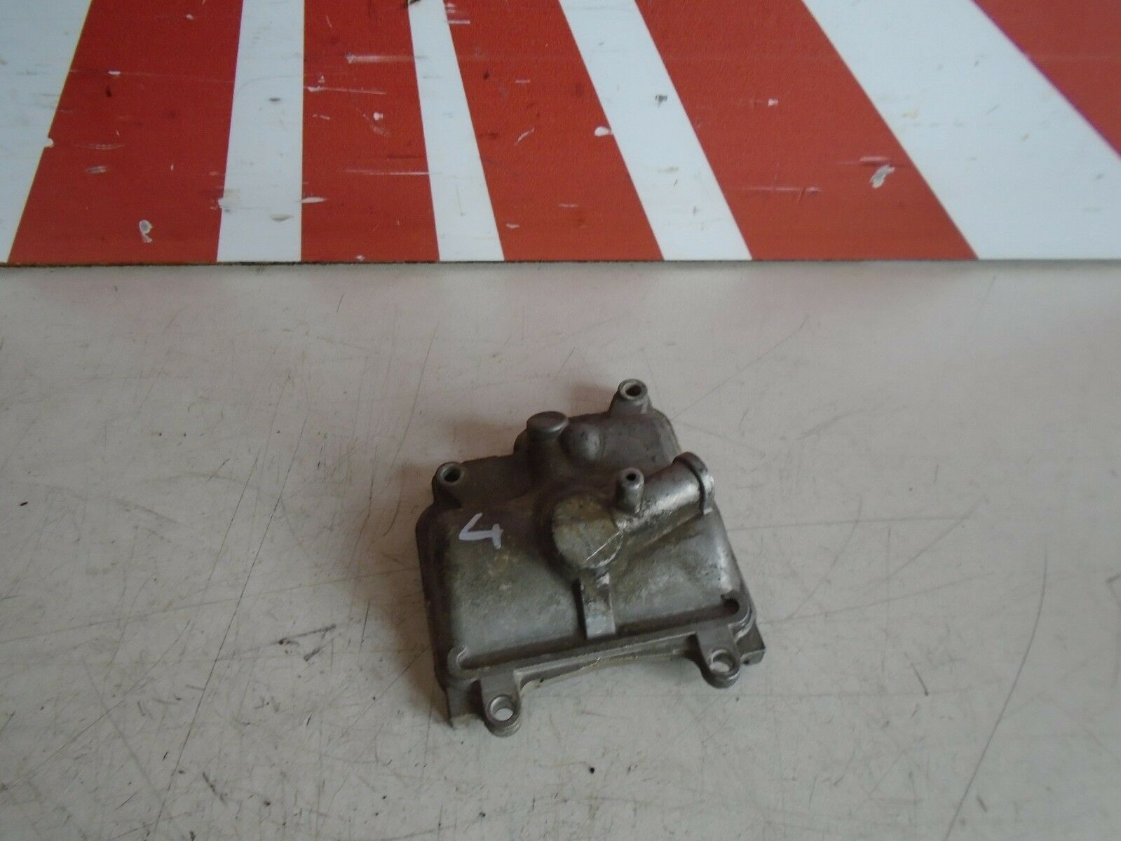 Honda CBR1000F Carb Float Bowl 4 CBR Carb Part