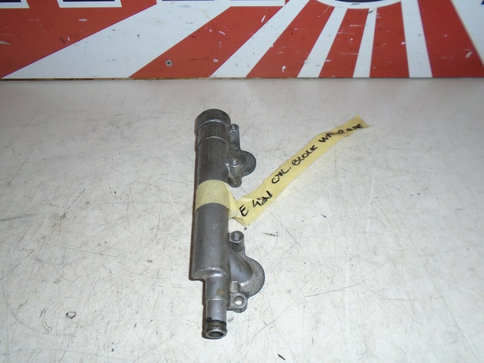 Yamaha YZF1000R Thunderace Engine Water Pipe