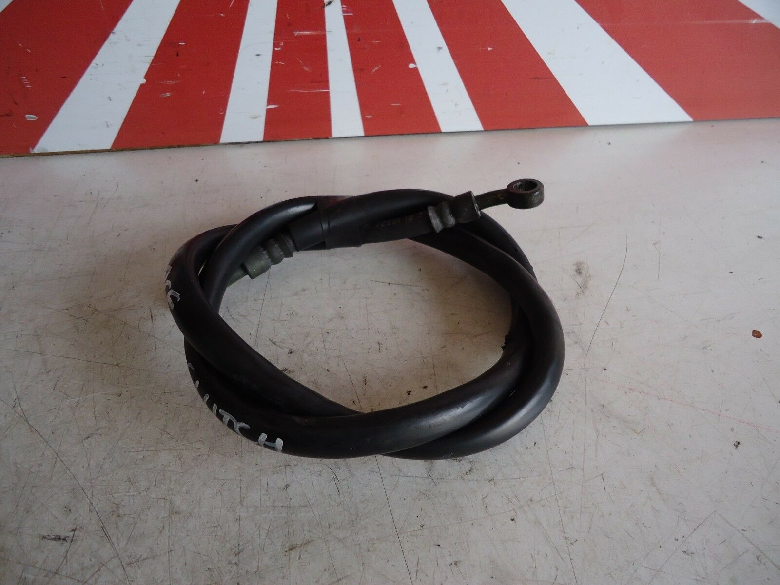 Yamaha YZF1000R Thunderace Clutch Hose Line