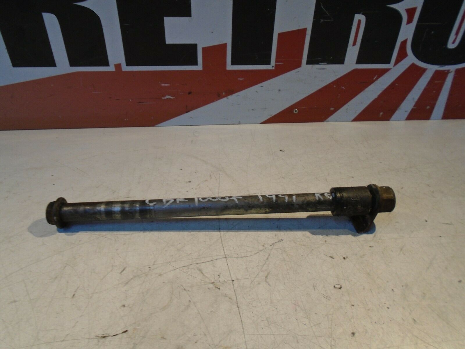 Honda CBR1000F Rear Wheel Spindle CBR1000 Wheel Axle