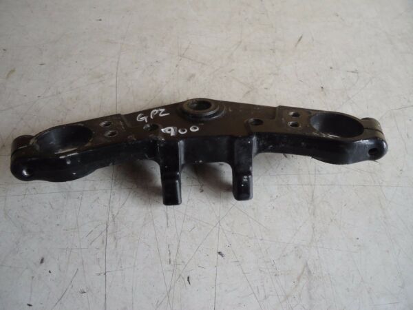 Kawasaki GPZ900R Top Fork Yoke